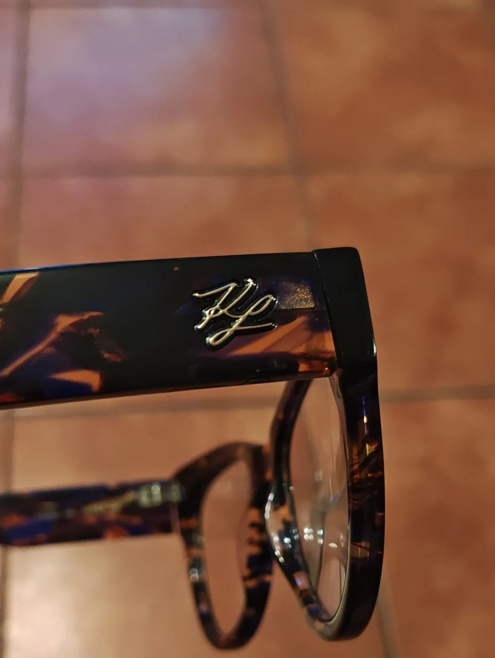Karl Lagerfeld Tortoiseshell Cat-Eye Glasses - Brown & Amber